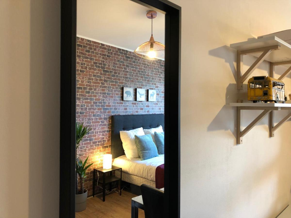 Apartment Avec Balcon & Parking Gratuit - Gare
