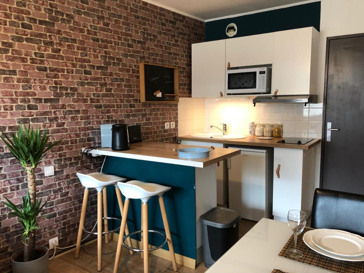 Avec Balcon & Parking Gratuit - Gare Apartment *